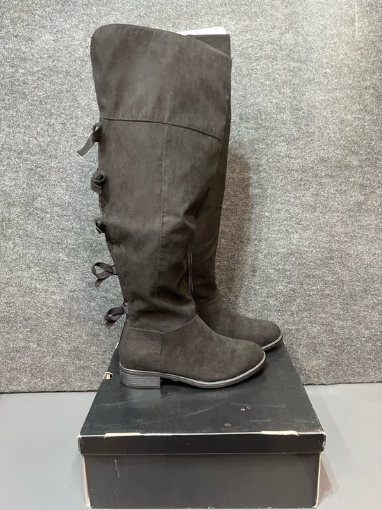 torrid Shoes - Torrid Bow Back OTK Boot - Faux Suede Black Size 9.5 WW